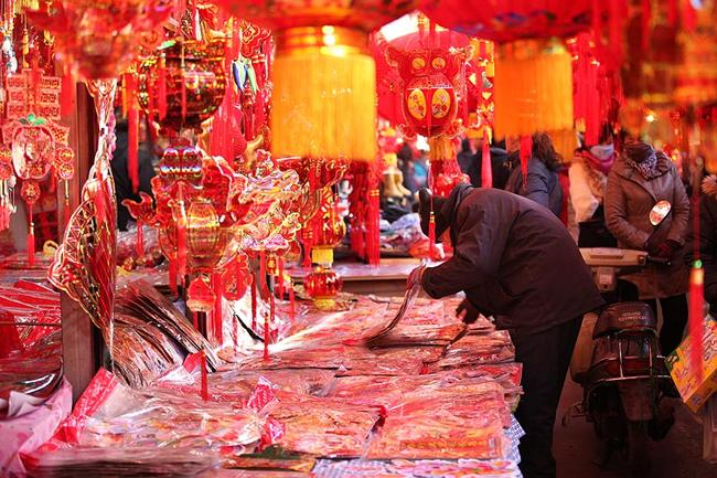 新春走基层丨“赶趟大集，过个好年！”